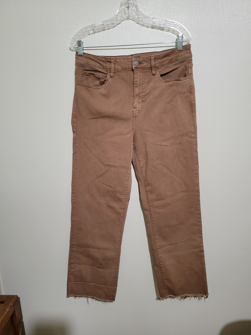 Well Worn Cropped Straight-Leg Jeans in Brown